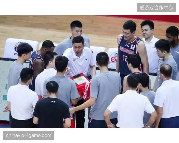 揭幕战对手将面临严峻的高原反应挑战，其战术执行力可能因球员缺氧而大打折扣